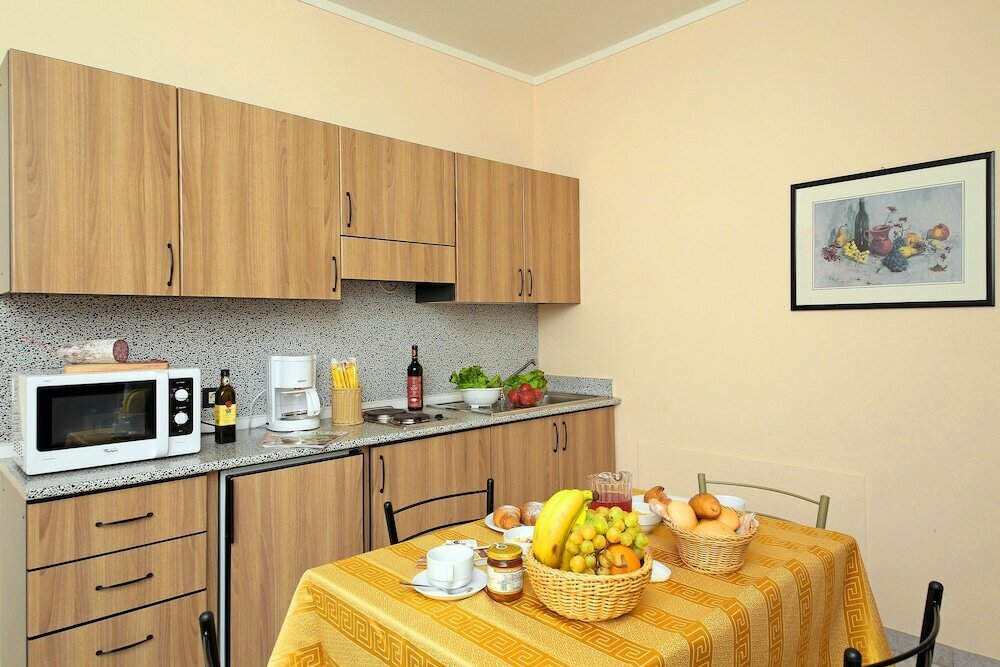 Hotel Residence La Pertica S. R. L