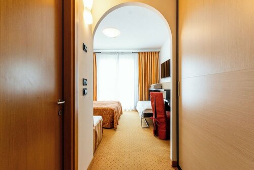 Hotel Olympus, Book Hotel Caorle 