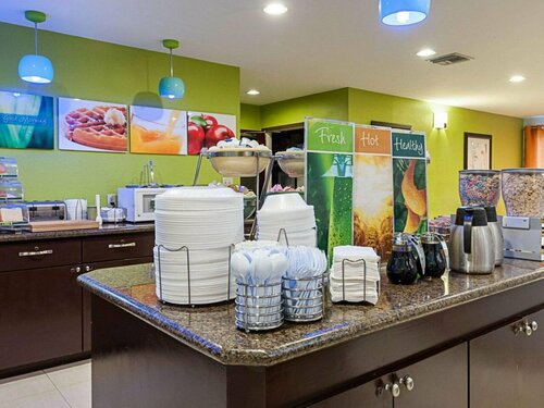 Quality Suites Sulphur, Забронировать Отель Салфер Acadiana
