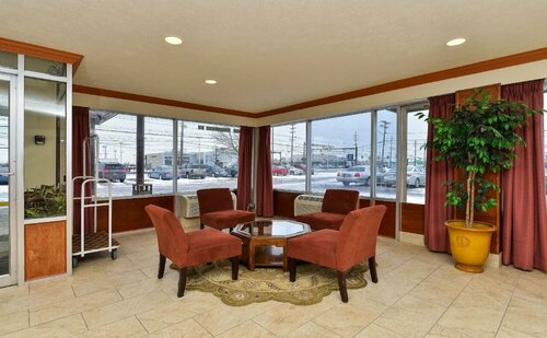 Travelodge by Wyndham Cleveland Airport, Prenota Hotel Hotel a Ohio con parcheggio, Parcheggio