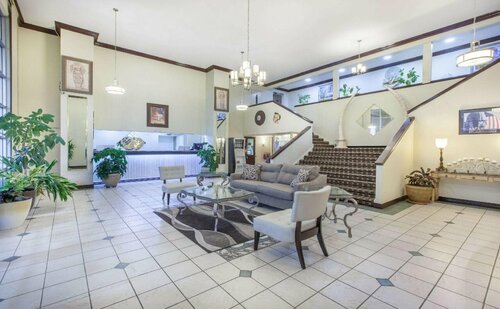 Super 8 by Wyndham Tyler TX, Забронировать Мини-отель Тайлер штат Техас