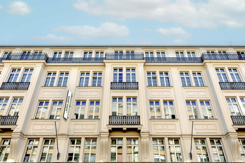 Garner Hotel Berlin - Checkpoint Charlie by IHG, Забронировать Отель Отели Берлина с бассейном, рядом с Бункер Berlin Story, Бассейн