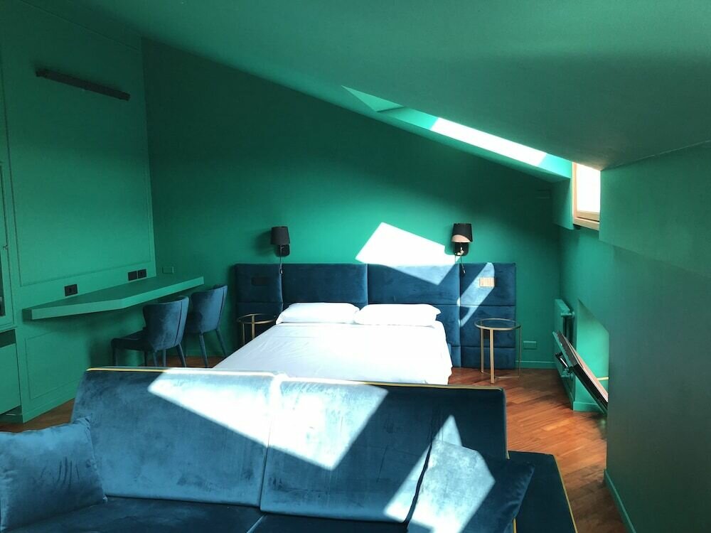 Garibaldi Suites
