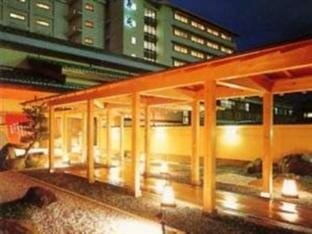 Yadomoriya Juen Ryokan, Rezervovat Hotel Tojama hotely s bazénem, Bazén