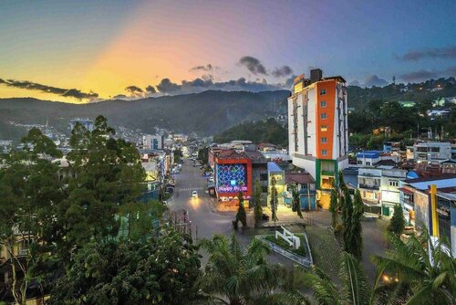 Front One Hotel Jayapura, Rezervați Hotel Jayapura Papua