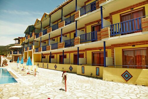Politia Hotel, Varaa Hotelli Hotellit Epirus uima-altaalla, Uima-allas