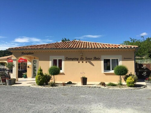 Camping Le sous Bois, Забронировать Отель Ларжантьер Ardèche