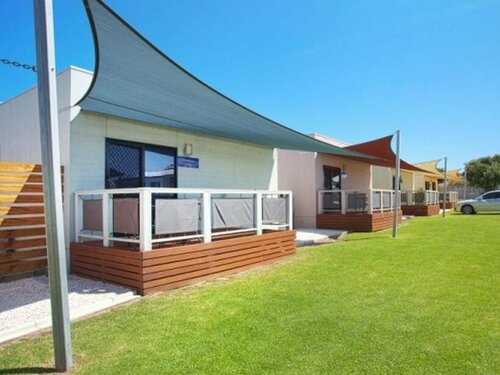 Discovery Parks - Adelaide Beachfront, Забронировать Курортный отель Курортные отели Semaphore Park, Курортный отель
