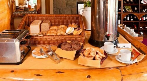 Hostería Cumbres Blancas, Rezervați Hotel Hoteluri în Patagonia cu parcare, Parcare