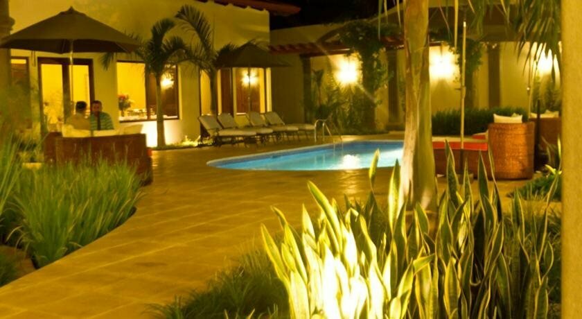 Hotel Los Portales