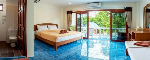 Hugs Guesthouse, Забронировать Гостевой дом Отели Южного Таиланда с парковкой, Парковка