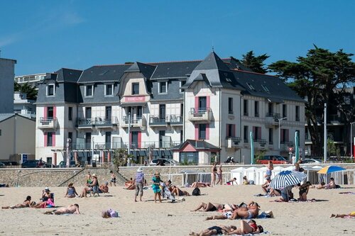 Résidence Odalys De La Plage, Забронировать Отель Отели Порнише с бассейном, Бассейн