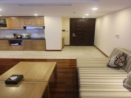 Hai Phong Tower - Apartment & Hotel, Забронировать Апартаменты/квартира Отели Хайфона с парковкой, рядом с Hai Phong Railway Station, Парковка