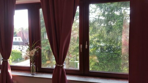 Hansezimmer West, Забронировать Отель Отели Ганзейского города Гамбурга с парковкой, Парковка