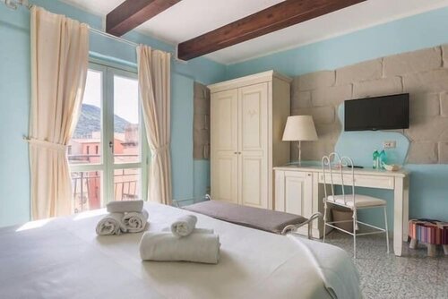 Madalen Guest House, Забронировать Гостевой дом Гостевые дома Южной Сардинии, Гостевой дом