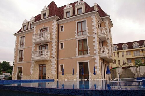 Hotel Aristokrat, Забронировать Отель Обзор Побережье Варны