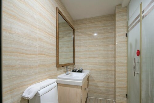 Weiyali Hotel, Забронировать Отель Лоху Шэньчжэнь