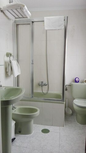 Hotel Auto-Bar, Book Hotel Hoteller i Asturias med parkering, Parkering