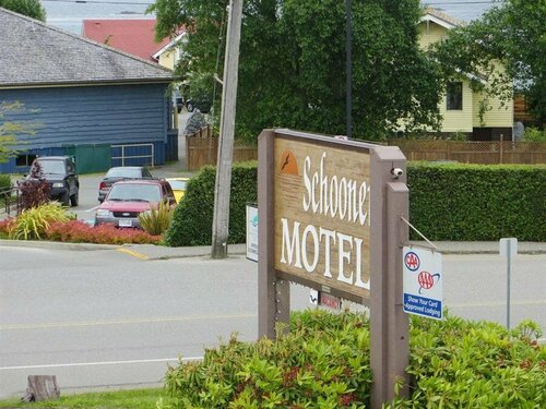 Schooner Motel, Réserver Motel Hôtels à Clayoquot Sound avec parking, Parking