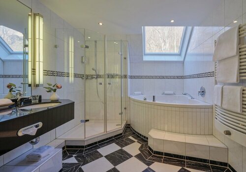 Kranz Parkhotel, Забронировать Отель Отели Зигбург 4 звезды, 4*