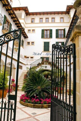 Apartamentos Miramar, Prenota Appartamento Hotel a Maiorca con parcheggio, Parcheggio