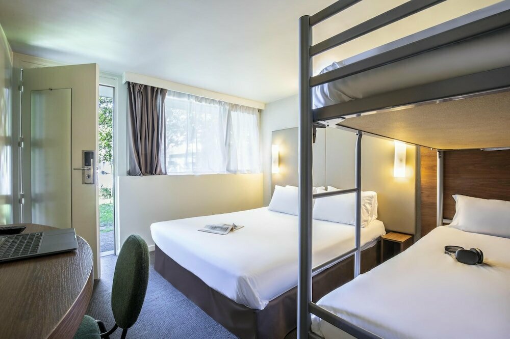 Hôtel Campanile Evry Est - Saint Germain Les Corbeil