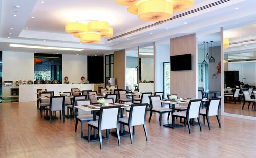 Louis Tavern Hotel, Забронировать Отель Дон Муанг 