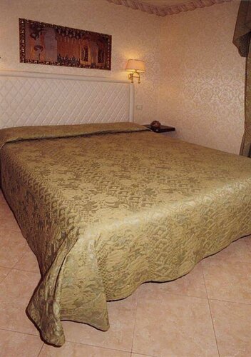 Residenza Due Torri, Забронировать Отель Отели Болоньи с парковкой, рядом с Церковь Сан-Джакомо Маджоре, Парковка
