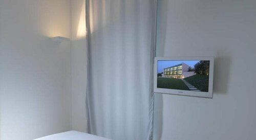 C-Rooms, Buchen Sie Hotel Cremella Lombardei