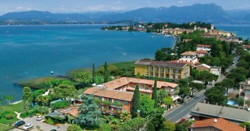 Hotel La Paül, Забронировать Отель Отели в центре Сирмионе, в центре