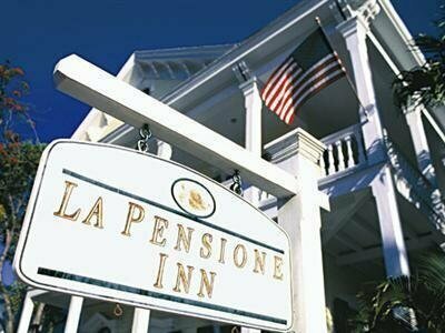 La Pensione Inn - Adult Exclusive, Забронировать Отель «постель и завтрак» Downtown Key West Ки-Уэст