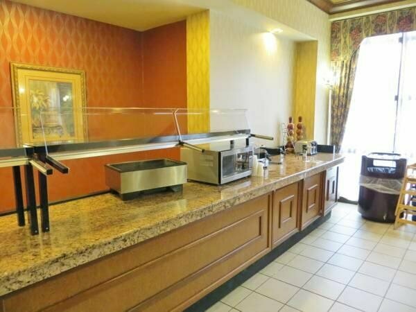 Ramada Suites Orlando International Airport