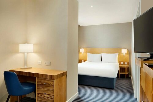 Ramada Hotel & Suites, Reservar Hotel Hotéis em Coventry com pequeno-almoço, Café da manhã