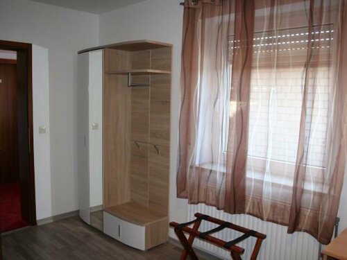 Gasthof Berg, Reserva ahora Hotel Hoteles en Baviera con aparcamiento, Aparcamiento