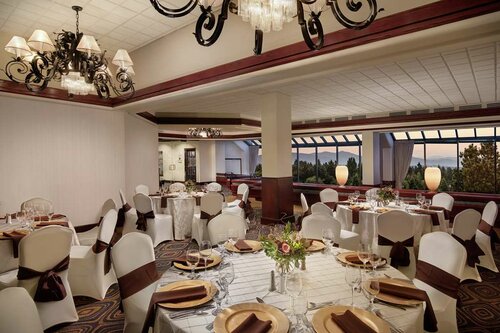 DoubleTree by Hilton Seattle Airport, Book Hotel SeaTac Washington (state)