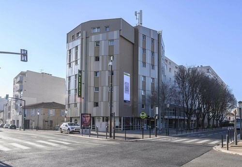 B&B Hotel Nimes Centre Arène, Rezerwuj Bed and Breakfast Hotele 3-gwiazdkowe w Gard, 3*