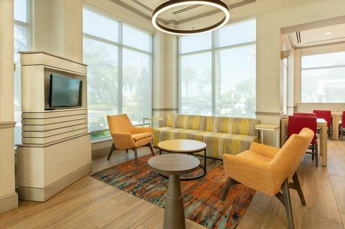 Hilton Garden Inn Daytona Beach Airport, Забронировать Отель Дейтона-Бич Daytona Beach Area