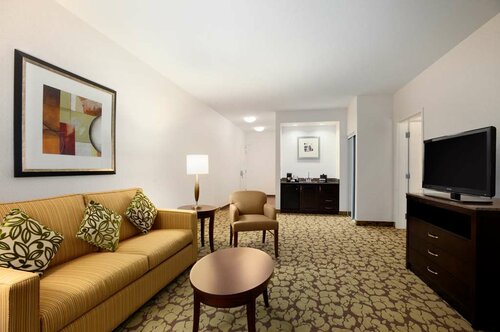 Hilton Garden Inn Edmonton International Airport, Reserva ahora Hotel Hoteles en Alberta con desayuno, Desayunos