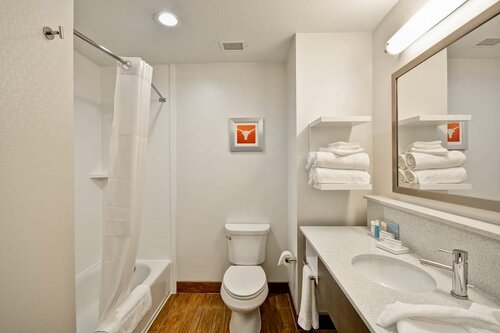 Hampton Inn Kyle, Buchen Sie Hotel Kyle Texas Hill Country