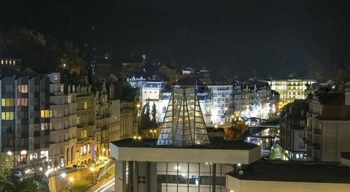 Spa Hotel Purkyně, Забронировать Курортный отель Отели в центре Карловых Варов, в центре