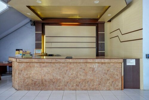 RedDoorz Plus Syariah near Stasiun Pekalongan 2, Prenota Hotel Hotel 3 stelle a Pekalongan, 3*