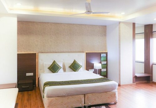 Treebo Trend Sun Palace Bhopal, Забронировать Отель Отели штата Махараштры 3 звезды, 3*