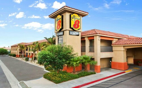 Super 8 by Wyndham Indio, Забронировать Отель Индио Coachella Valley
