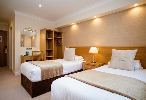 Adamson Hotel, Забронировать Отель Данфермлин Файф