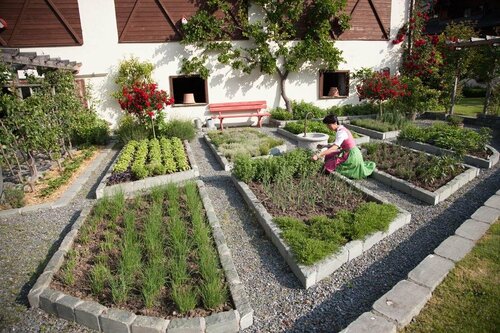 Familiengut Hotel Burgstaller, Prenota Hotel  