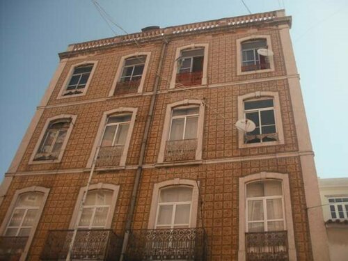Guest House Bela Flor, Забронировать Гостевой дом Лиссабон Эстремадура, рядом с Bica Elevator