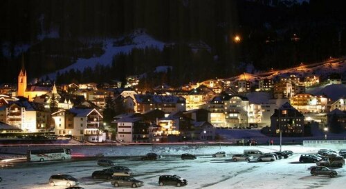Hotel Zalwonder, Rezerwuj Hotel Hotele w Tirol z Basenem, Basen