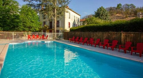 Domaine des Lilas, Book Hotel Hoteller i Rhône-Alps med parkering, Parkering