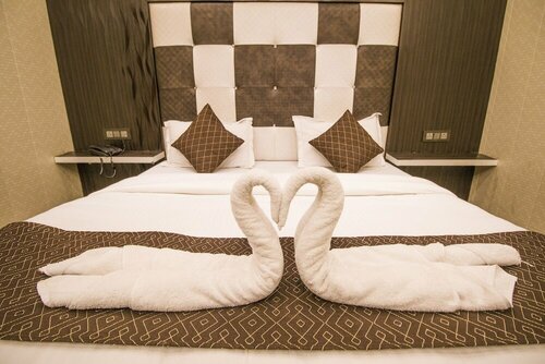 Hotel Himalaya Haridwar @ Har Ki Pauri Road, Book Hotel Billige hoteller i Gujarat