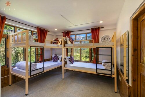 Zostel Old Manali, Rezervovat Hostel Hostely v Himachal Pradesh, Hostel